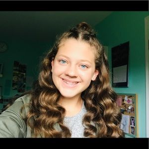 Meet your Posher, Amber